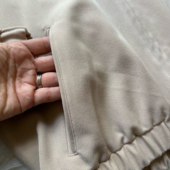 ASOS DESIGN Mens Smart 80s Oversized Bomber Jacket Size Small NWT - Picture 12 of 12